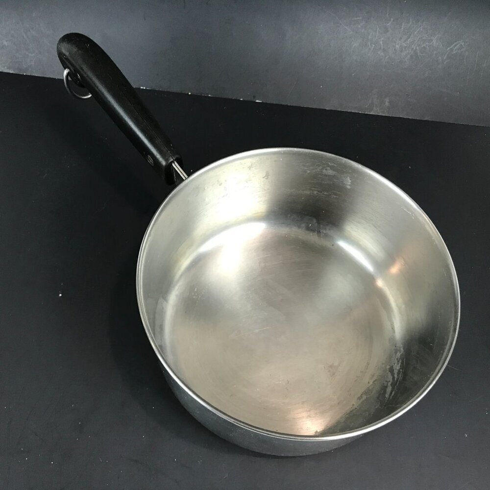 Vintage Revere ware 2 Qt saucepan w/o lid